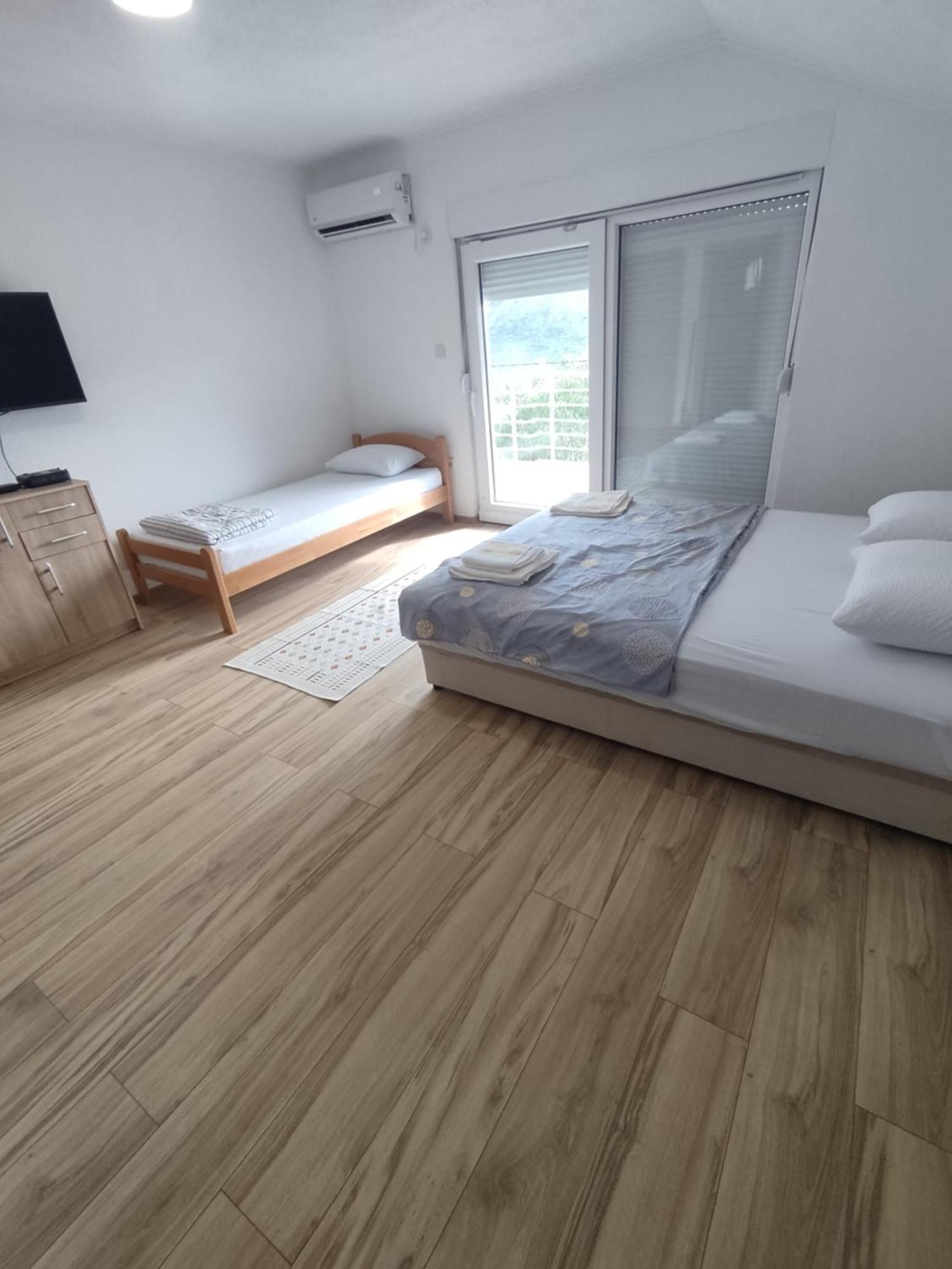 View Of The City - Studio Apartment 2 โมสตาร์ ภายนอก รูปภาพ